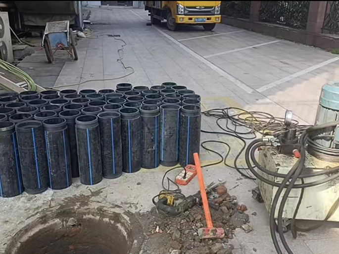 大庆PE置换管厂家 DN315置换管 非开挖管短管置换